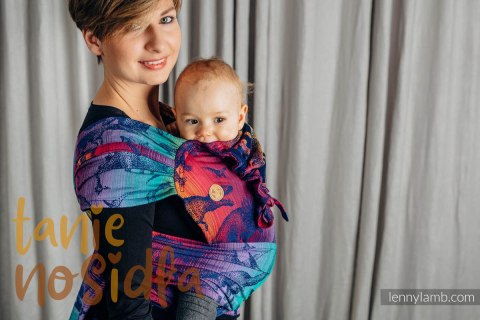 Nosidełko dla dzieci WRAP-TAI MINI, bawełna, splot żakardowy, z kapturkiem - PARK JURAJSKI - NOWA ERA Nosidełko dla dzieci WRAP-TAI MINI, bawełna, splot żakardowy, z kapturkiem - PARK JURAJSKI - NOWA ERA