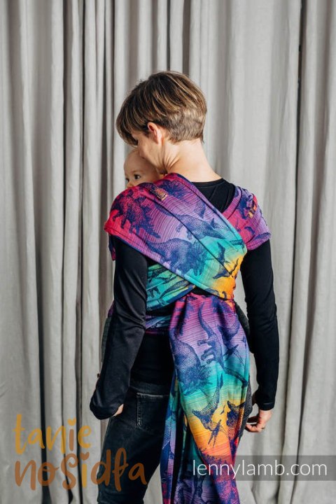 Nosidełko dla dzieci WRAP-TAI MINI, bawełna, splot żakardowy, z kapturkiem - PARK JURAJSKI - NOWA ERA Nosidełko dla dzieci WRAP-TAI MINI, bawełna, splot żakardowy, z kapturkiem - PARK JURAJSKI - NOWA ERA