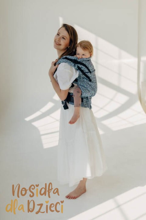 Nosidełko LennyPreschool z tkaniny żakardowej 100% bawełna, rozmiar preschool - ZACZAROWANY ZAKĄTEK - FAIRY