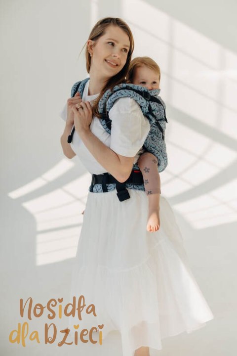 Nosidełko LennyPreschool z tkaniny żakardowej 100% bawełna, rozmiar preschool - ZACZAROWANY ZAKĄTEK - FAIRY