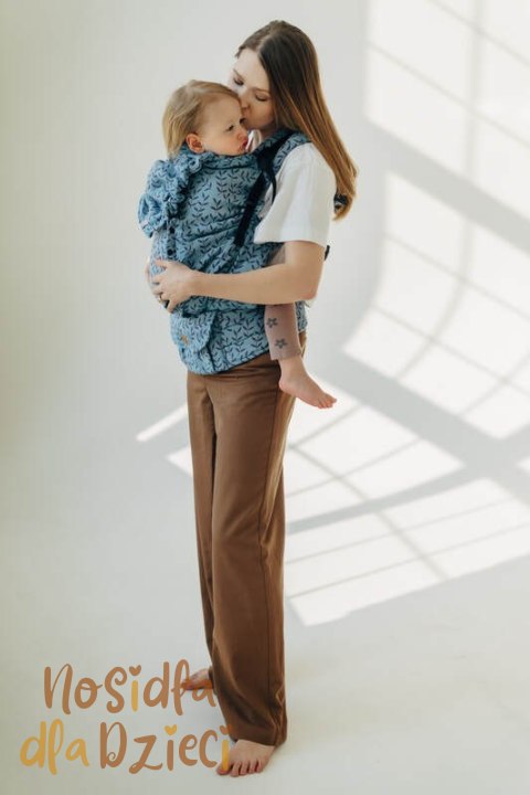 Nosidełko LennyPreschool z tkaniny żakardowej 100% bawełna, rozmiar preschool - ZACZAROWANY ZAKĄTEK - FAIRY