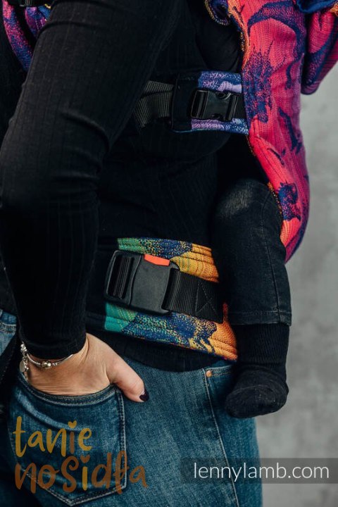 Nosidełko Ergonomiczne LennyGo z tkaniny żakardowej 100% bawełna , Toddler Size - PARK JURAJSKI - NOWA ERA