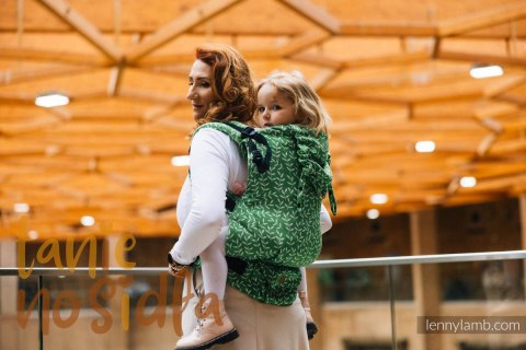 Nosidełko LennyPreschool z tkaniny żakardowej (54% bawełna, 46% TENCEL™), rozmiar preschool - ZACZAROWANY ZAKĄTEK - EVERGREEN